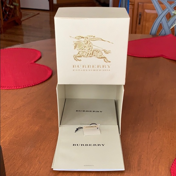 Burberry Watch - Picture 11 of 13